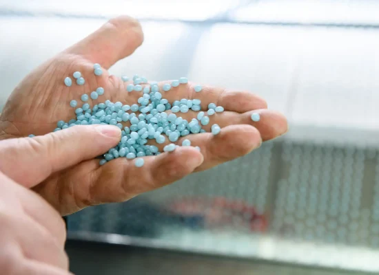 Spezialwachsherstellung aufgenommen am 20. November 2020 in Amsdorf.
Jens Schlueter
Handy: 0177.2684339
Mit der Honorarzahlung übertrage ich die Romonta GmbH das einfache Nutzungsrecht zur zeitlich uneingeschränkten Nutzung der Fotoauswahl für alle Medien.
Keine Weitergabe an Dritte.
Jede zusätzliche Nutzung bedarf der Genehmigung des Photographen und ist honorarpflichtig für den Nutzer. 
Es gilt das Urheberrechtsgesetz und die umseitig aufgeführten Geschäftsbedingungen. Die Nutzungsrechte bleiben bis zur vollständigen Bezahlung Eigentum des Photographen. Die nicht übertragenen Nutzungsrechte gegenüber Dritten verbleiben beim Fotografen. Der Fotograf besitzt kein Model-Release der abgebildeten Personen. Es wird grundsätzlich keine Einholung von Persönlichkeits-, Kunst- oder Markenrechten zugesichert, die Einholung dieser Rechte obliegt dem Nutzer.